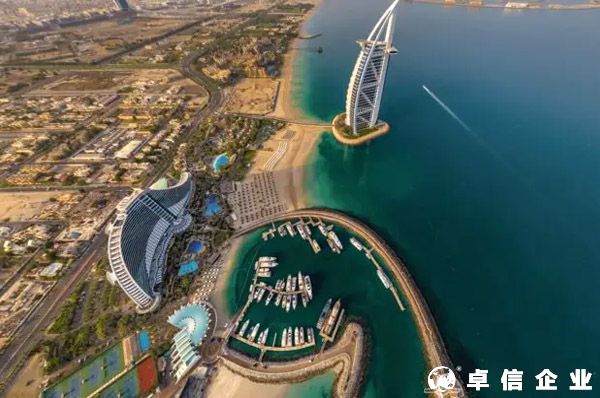 無阿聯酋長簽，入境后需要在阿聯酋開個人賬戶的介紹